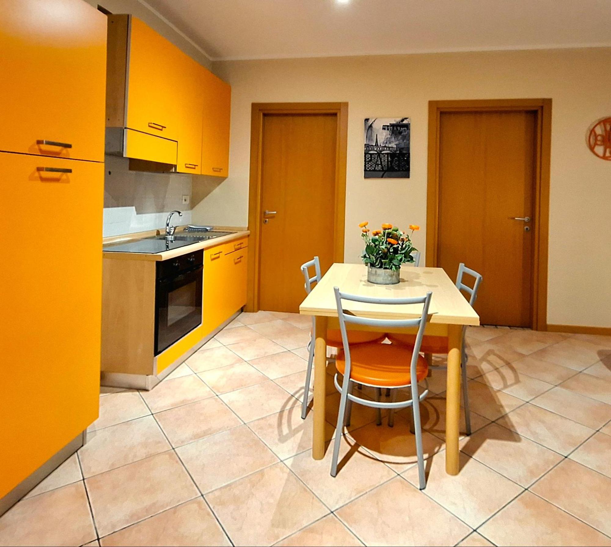 Al Glicine Apartments Lazise Exterior foto